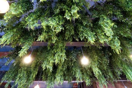 chaqueta con hombreras y fajín-corsé chaqueta con hombreras y fajín-corsé