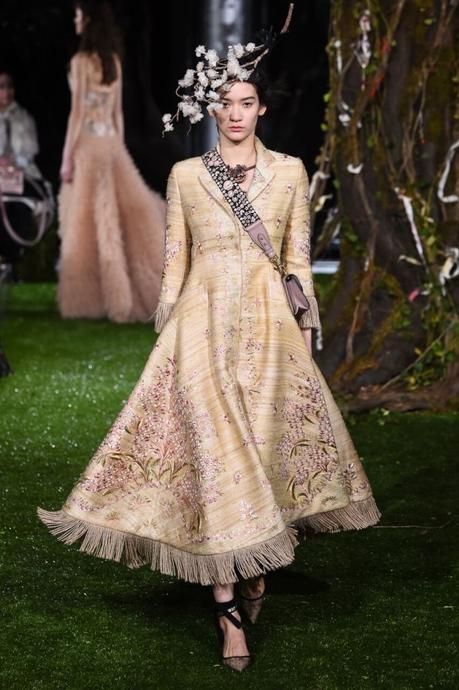 ALTA COSTURA DE DIOR EN JAPON