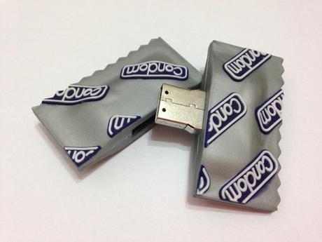 Condón USB: mantén tu móvil limpio de ‘enfermedades de transmisión digital’ USB condón personalizado mediante impresión 3D