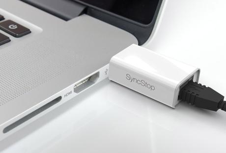 Condón USB: mantén tu móvil limpio de ‘enfermedades de transmisión digital’ Condón USB modelo de Sync para protección de dispositivos digitales