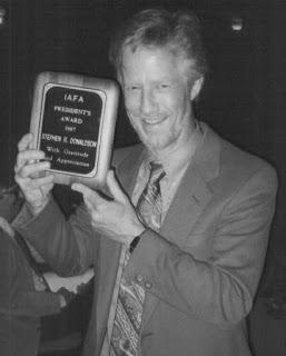 Stephen R. Donaldson y Las Crónicas de Thomas Covenant en D&D Stephen R. Donaldson y Las Crónicas de Thomas Covenant en D&D