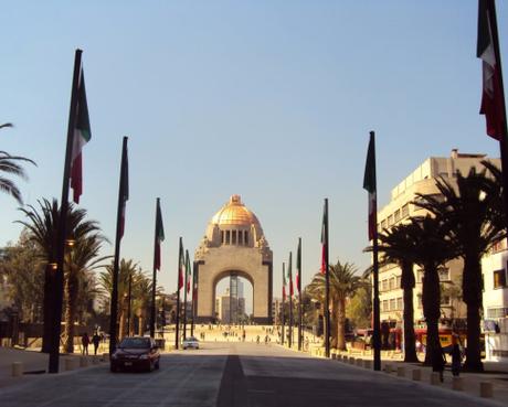 LA CASA DE LOS BISQUETS… LA CASA DEL HORROR. LA CASA DE LOS BISQUETS… LA CASA DEL HORROR.