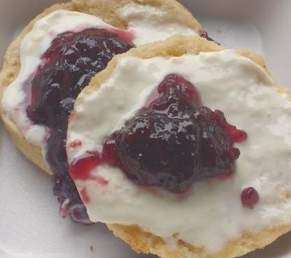 LA CASA DE LOS BISQUETS… LA CASA DEL HORROR. LA CASA DE LOS BISQUETS… LA CASA DEL HORROR.