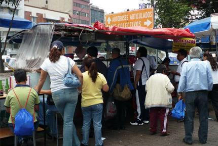 LA CASA DE LOS BISQUETS… LA CASA DEL HORROR. LA CASA DE LOS BISQUETS… LA CASA DEL HORROR.