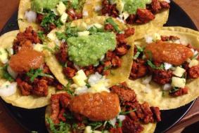 LA CASA DE LOS BISQUETS… LA CASA DEL HORROR. LA CASA DE LOS BISQUETS… LA CASA DEL HORROR.