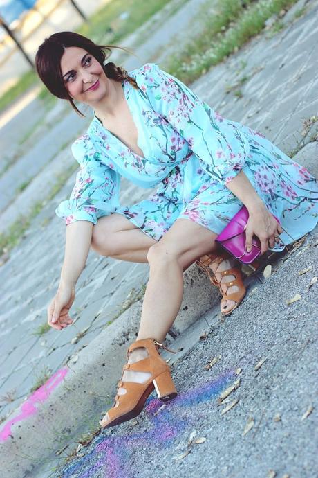 Vestido floral vaporoso de METISU Vestido floral vaporoso de METISU