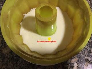 GELATINA CON SORPRESA GELATINA CON SORPRESA