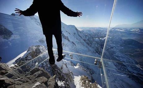 Construcciones de cristal, vistas espectaculares en sitios que ponen los pelos de punta Construcciones de cristal, vistas espectaculares en sitios que ponen los pelos de punta