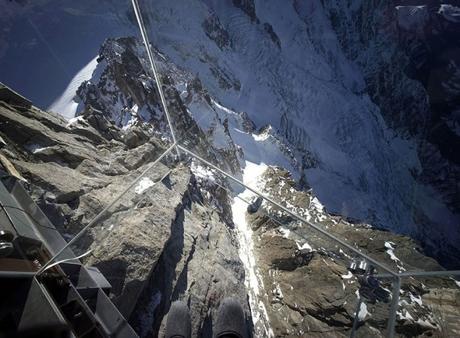 Construcciones de cristal, vistas espectaculares en sitios que ponen los pelos de punta Construcciones de cristal, vistas espectaculares en sitios que ponen los pelos de punta