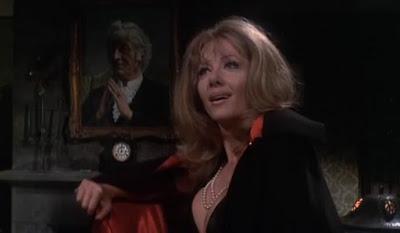 Ingrid Pitt en The House That Dripped Blood-La Mansión de los Crímenes