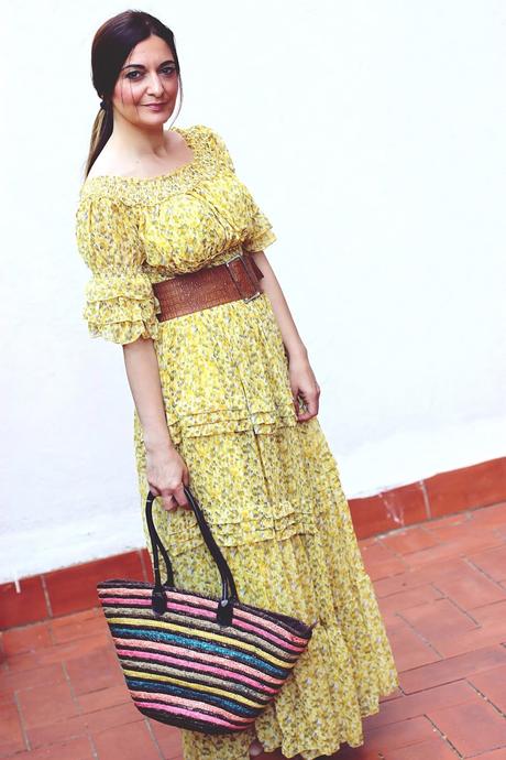 Vestido largo en amarillo Vestido largo en amarillo