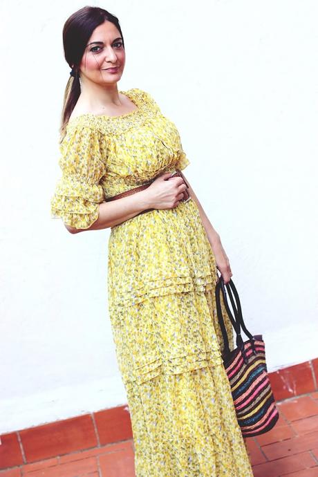 Vestido largo en amarillo Vestido largo en amarillo