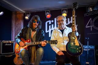 Lanzamiento: FOREIGNER Forty Hits from Forty Years Lanzamiento: FOREIGNER Forty Hits from Forty Years