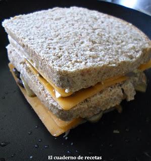 Sandwich de queso y champiñones pxp Sandwich de Queso & Champiñones
