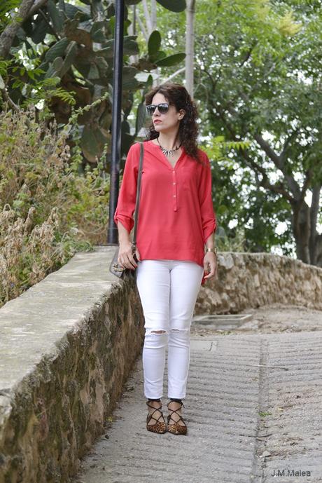 RED & WHITE & LEOPARD. RED & WHITE & LEOPARD.