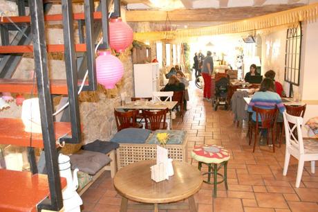 SITIOS PARA IR CON PERROS Y CON NIÑOS SITIOS PARA IR CON PERROS Y CON NIÑOS