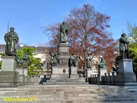 Ruta por el valle del Rin: De Coblenza a Wiesbaden, Worms y el monasterio de Maulbronn (con autocaravana)