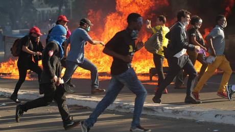 Parecen estar contados días de Temer en Presidencia; fuertes protestas en Brasilia.