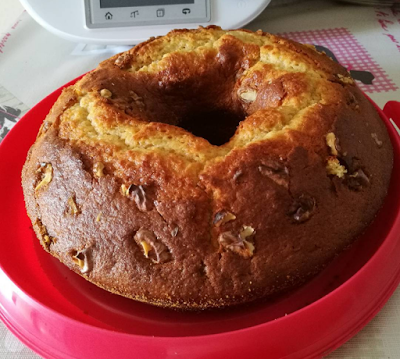 BIZCOCHO CON NUECES BIZCOCHO CON NUECES