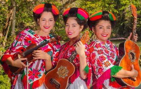Grupo de huapango juvenil “Las Alondras Huastecas” representarán a México en Rusia