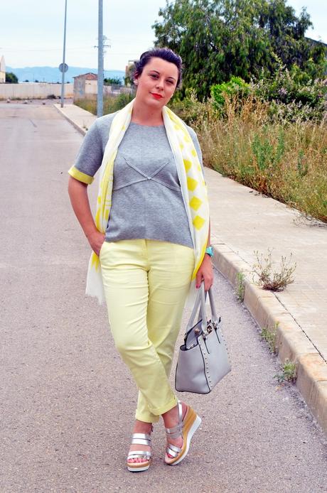 Cómo combinar el amarillo y el gris Cómo combinar el amarillo y el gris