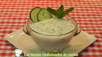 Receta salsa tzatziki (salsa de yogurt y pepino)