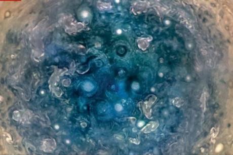 Primeros resultados de la misión Juno: Júpiter no es como esperaban #NASA Primeros resultados de la misión Juno: Júpiter no es como esperaban #NASA