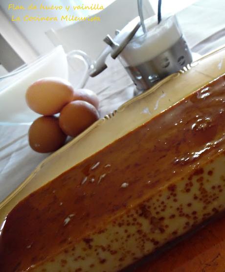 Flan de huevo y vainilla