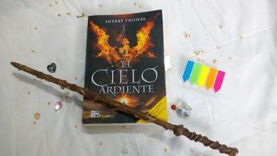 Reseña: El cielo Ardiente, de Sherry Thomas