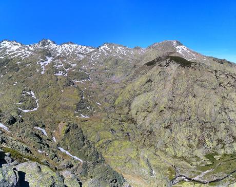 LAGUNA GRANDE Y CHARCA ESMERALDA  (SIERRA DE GREDOS)