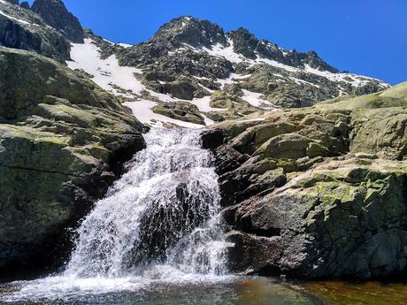 LAGUNA GRANDE Y CHARCA ESMERALDA  (SIERRA DE GREDOS)