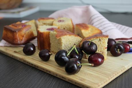 Fitcocho de chocolate blanco y cerezas