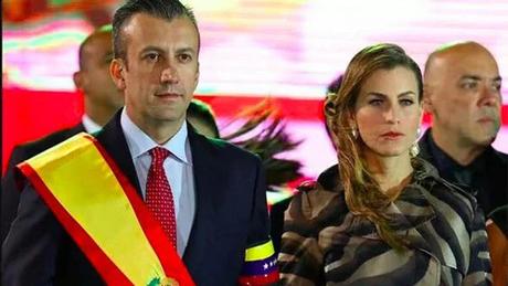 LA LUJOSA VIDA DE LOS CHAVISTAS Y SUS FAMILIAS LA LUJOSA VIDA DE LOS CHAVISTAS Y SUS FAMILIAS