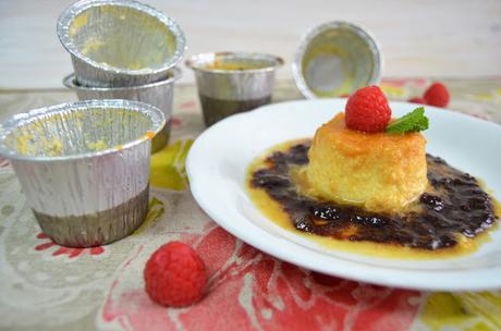 Flan de queso. Que os parece si hacemos un postre tradicional de los de siempre, pero le damos un toque mas delicioso, añadiéndole queso en crema, y si encima lo acompañaremos con una mermelada de frambuesas, maravilloso ¿verdad? pues sigue leyendo que os digo como se hace. flan de queso, flan de queso al horno, flan de queso casero, flan de queso con mermelada, flan de queso fácil, flan de queso mascarpone, flan de queso philadelphia, flan de queso receta