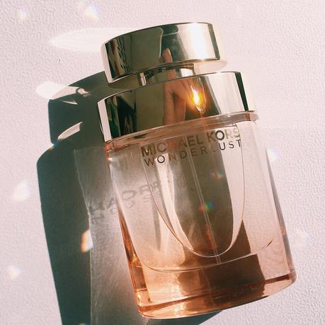 Wonderlust de Michael Kors, let desire lead the way.