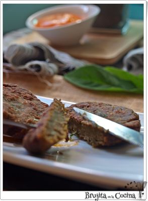 Nuggets de garbanzos con mahonesa de zanahoria