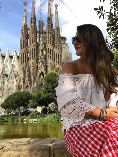 Fabtravels: Barcelona with red vichy Fabtravels: Barcelona with red vichy