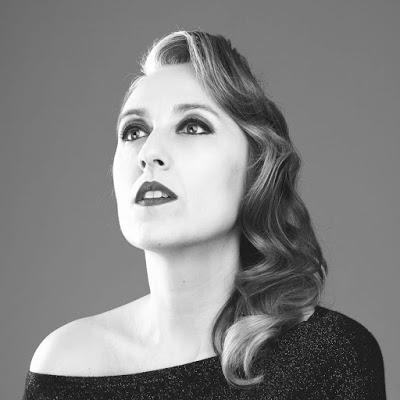 Con El Cine En Los Tacones, Un Trío De Película Con El Cine En Los Tacones, Un Trío De Película