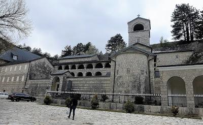 Montenegro: Podgorica y Cetinje