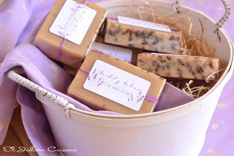 Detalles para bodas jabones naturales de lavanda Detalles para bodas jabones personalizados de lavanda