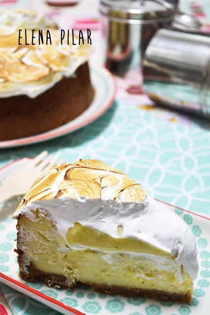 Cheesecake de chocolate blanco, lima y merengue Cheesecake de chocolate blanco, lima y merengue