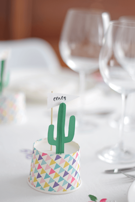 DIY. Cactus de papel como marcasitios