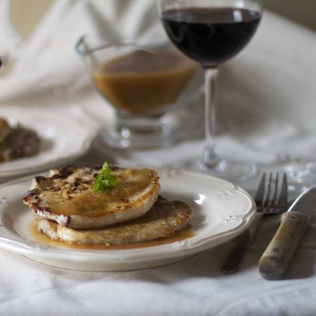 receta de chuletas de cerdo y chutney de pera