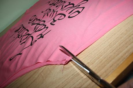 Diy: cuatro formas de reciclar camisetas sin coser