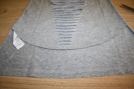 Diy: cuatro formas de reciclar camisetas sin coser