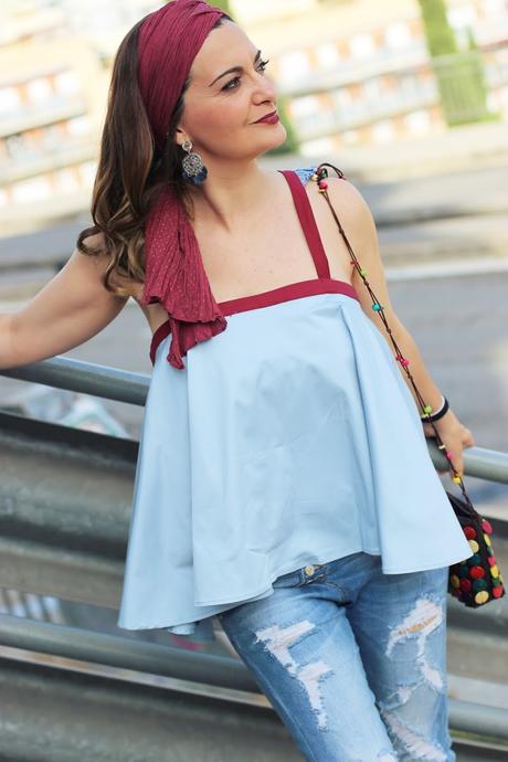 Top con escote de espalda Top con escote de espalda