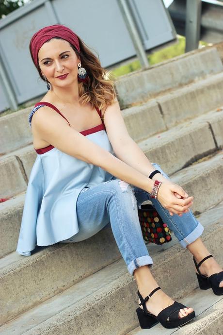 Top con escote de espalda Top con escote de espalda