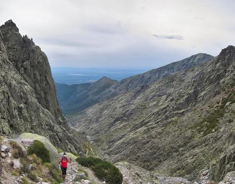 LA MIRA Y REFUGIO VICTORY (GREDOS)