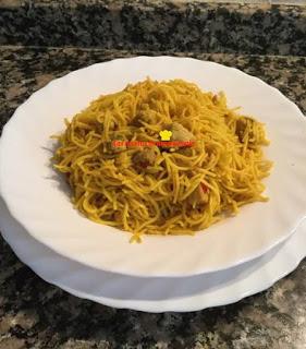 FIDEOS CHINOS CON POLLO Y VERDURAS