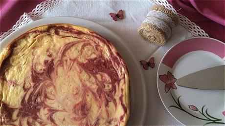 Pastel turco marmolado de yogur y mermelada de cereza Pastel turco marmolado de yogur y mermelada de cereza